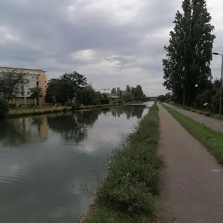 L'elegant-parking Prive-10min Strasbourg-nbsimmo アパート