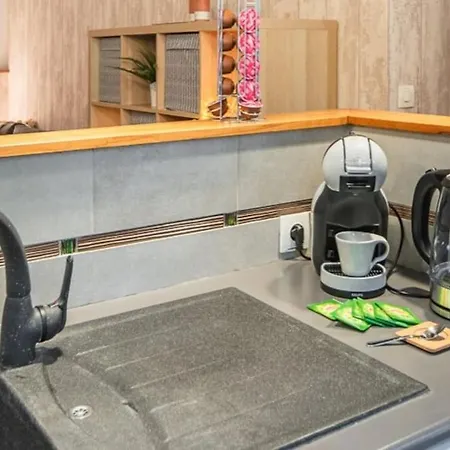 L'elegant-parking Prive-10min Strasbourg-nbsimmo *