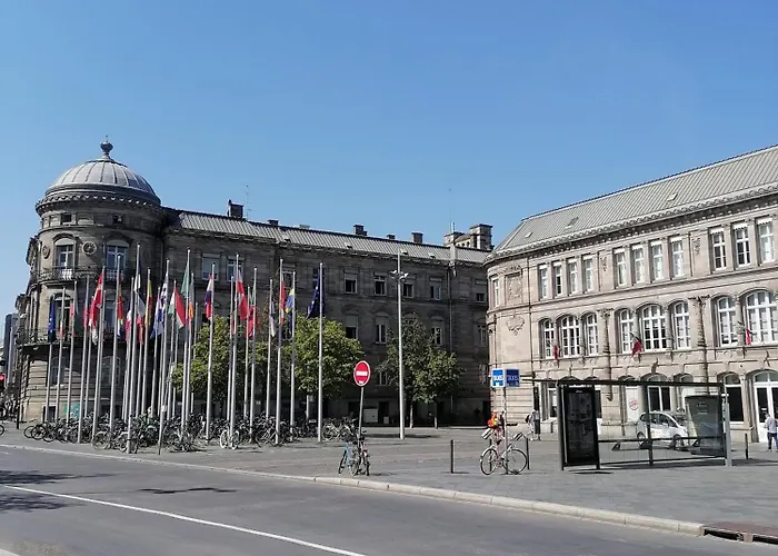 L'elegant-parking Prive-10min Strasbourg-nbsimmo Apartment Bischheim